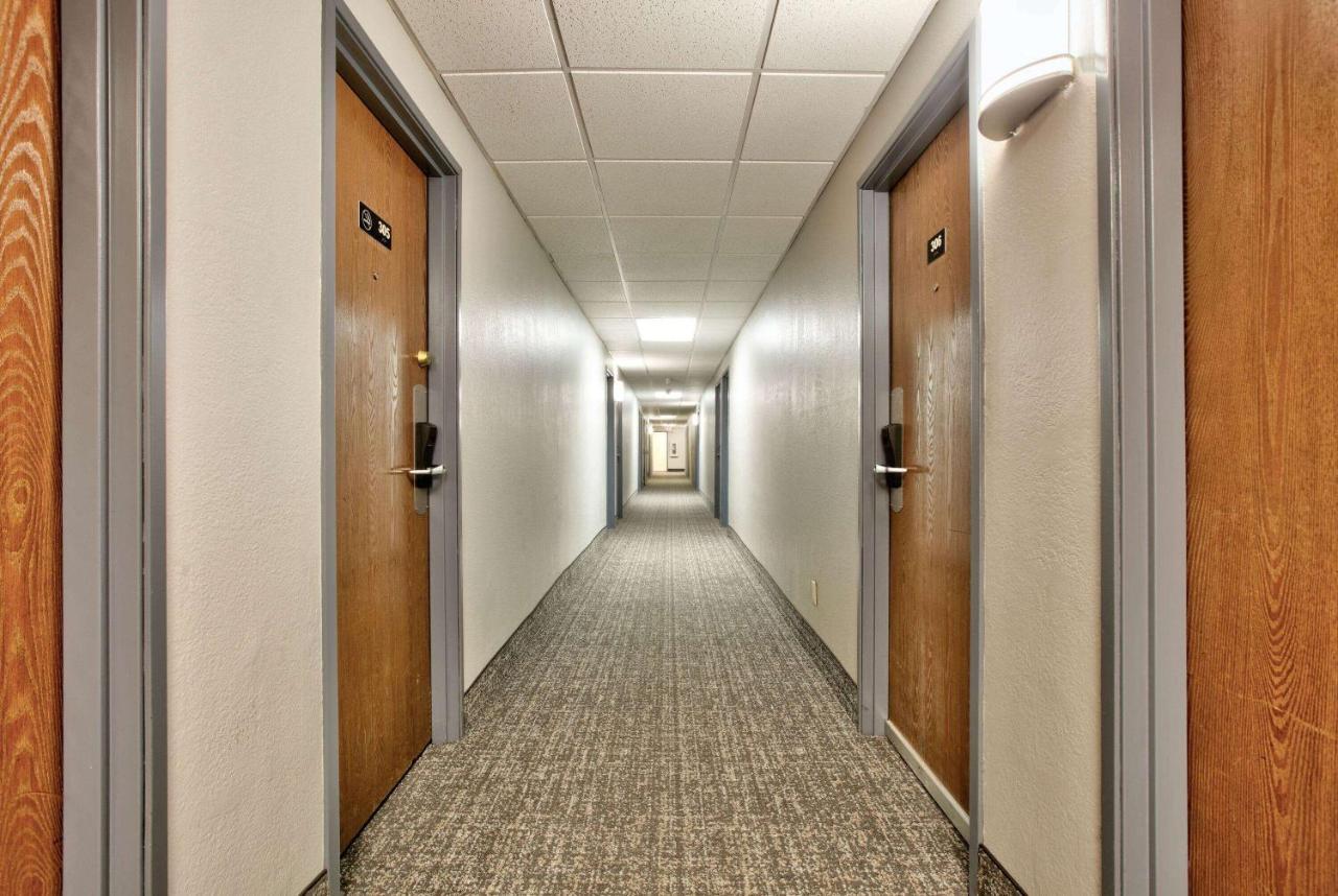 Super 8 By Wyndham Amarillo Otel Dış mekan fotoğraf